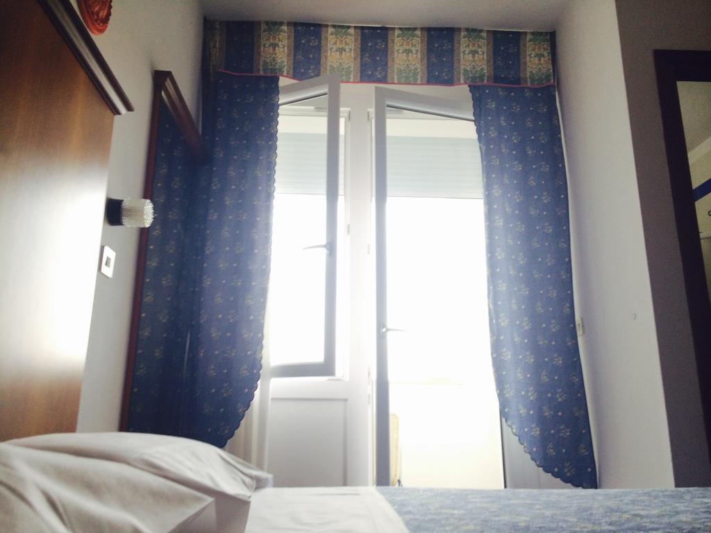 Hotel Villa Candia Lignano Sabbiadoro Bilik gambar